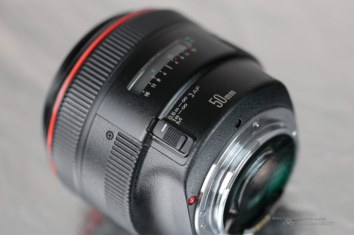 Focus Limiter 728x485 - Review - Canon EF 50mm f/1.0L