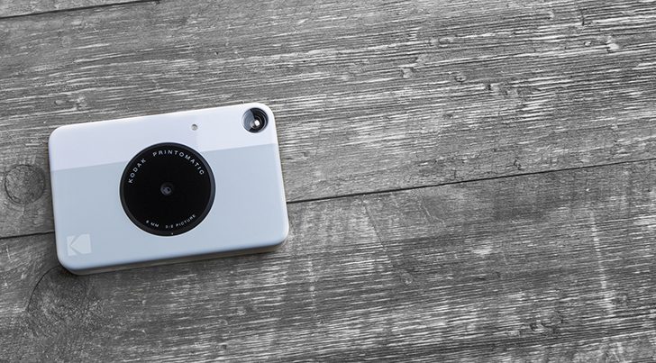 Off Brand: KODAK PRINTOMATIC Instant Print Camera Captures the Moment