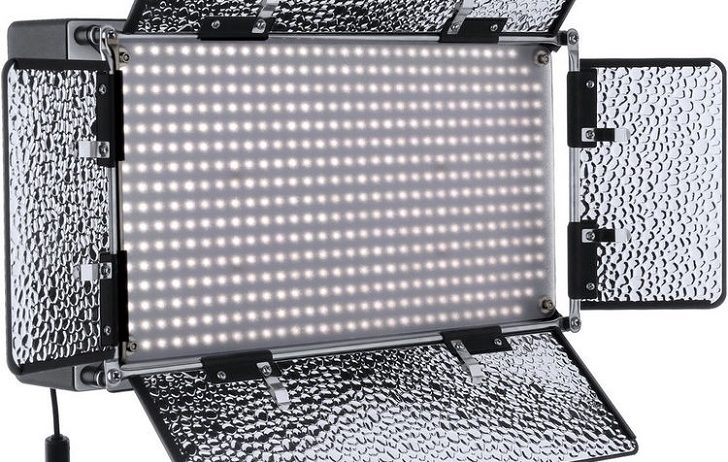 Deal: SpectroLED Studio 500 Daylight LED Light