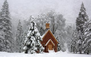 yosemite chapel.jpg