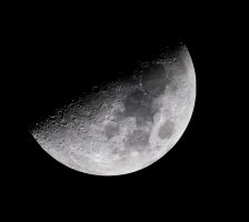 309A6455-DxO_Half_Moon_800mm_LS1mc.jpg