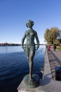 Small-2486.jpg Small-2486.jpg