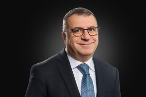 roberto black-Modifica.jpg