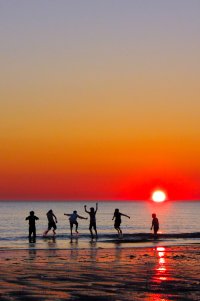 ©2009 dominicprice.com - French Sunset.jpg