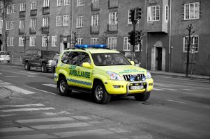 Ambulanse selective color - Copy - Copy.jpg