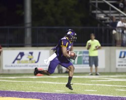 AU football ISO 25600.JPG