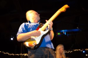 IM5D2067 2nd curtain_resize.jpg