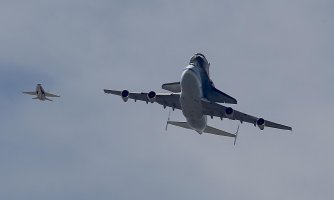 Endeavor Shuttle2.jpg