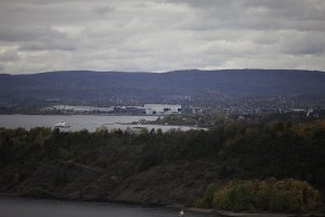 200mm on a 5 D II (5 of 10).jpg