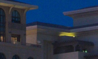 1Dx ISO100  no NR crop400% -.JPG