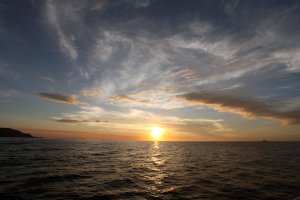 last sunset in Alor (5)processed.jpg