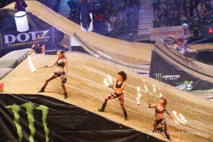 IMG_7338 ISO 1250.jpg