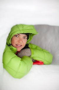 snowcave.jpg