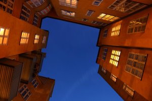 IMG_0907 v3 b1200x.jpg