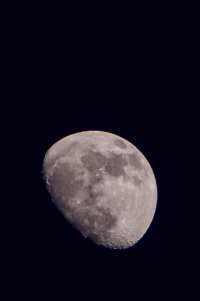 Moon2.jpg