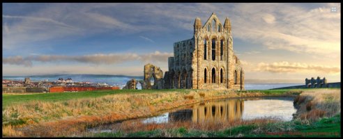 Whitby Abbey sRGB.jpg