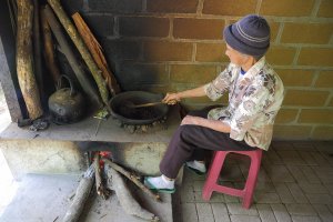 Balinese Coffe Roaster - Old School.jpg