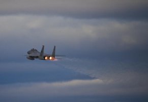 F-15 Take-Off Afterburners VaporTrail RS Forum.jpg