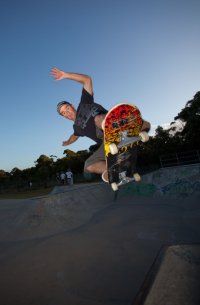 James-Fakie-Ollie-may-2009_opt.jpg