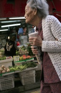 old wanchai woman market.jpg