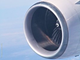 IMG_9979 Capturing Blades of Jet Engine - Surinam Airways at 1-8000s 2.JPG