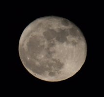 Full Moon 800mm (1 of 1).jpg