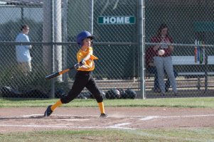 Zachary at bat-1.jpg