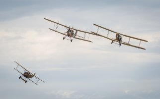 Australian International Airshow 2015 Friday (118 of 156).jpg