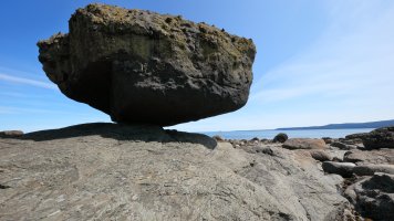 Balance Rock_26371.JPG