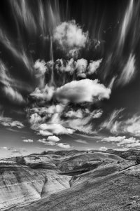 20150516_painted_hills_0011_BW.jpg