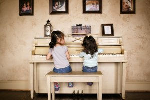 Girls at the piano-3.jpg