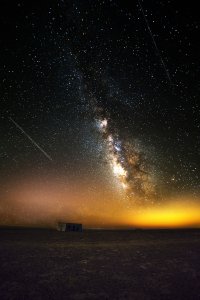 Milky Way 9 with meteors(1080p).jpg