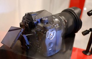 pentax-back.jpg