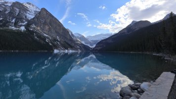 Lake Louise_32331.JPG