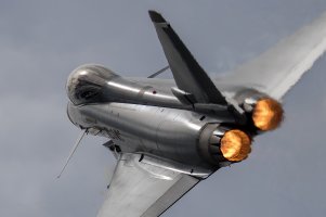 Eurofighter-1.jpg