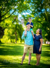 family_portrait_candid.jpg
