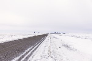Abandoned grain elevators near Etonia SK.jpg
