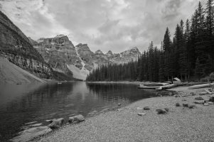 Moraine Lake.jpg