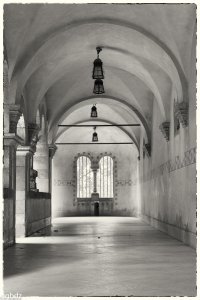 __BW_cloister.jpg