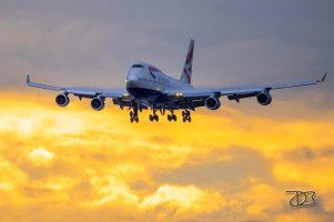 YVR sunset landing 03.jpg