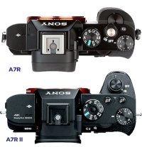 A7R-vs-A7RII.jpg A7R-vs-A7RII.jpg
