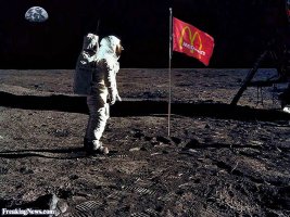 McDonalds-Flag-on-the-Moon--118697.jpg
