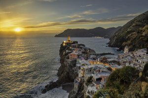 Vernazza Sunset.jpg
