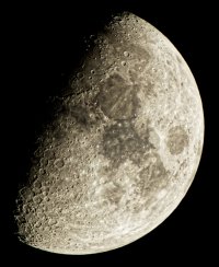 915A5322-DxO_moon_100_C_µC.jpg