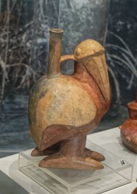 DSC09577-DxO_Pre-columbian_heron_jug_CR.jpg