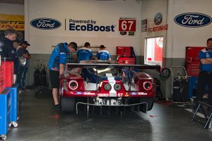 Ford GT 67 in the Garage_C_Short_1.jpg