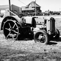 Tractor 1.jpg