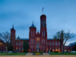 Smithsonian Castle.jpg