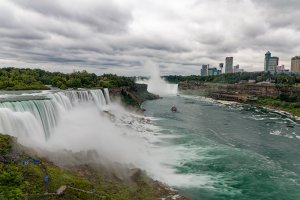 Niagara Falls.jpg
