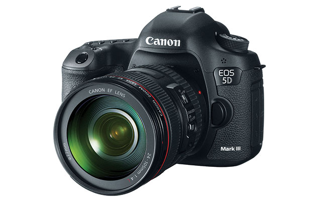 canon5d324105big - Deal: Canon EOS 5D Mark III w/24-105 f/4L IS $2599 (Reg $3099)